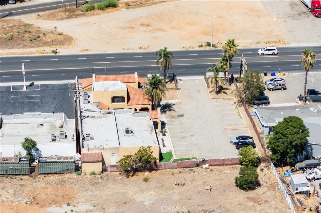 MLS #OC25272810 image #30