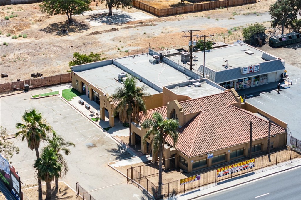 MLS #OC25272810 image #31