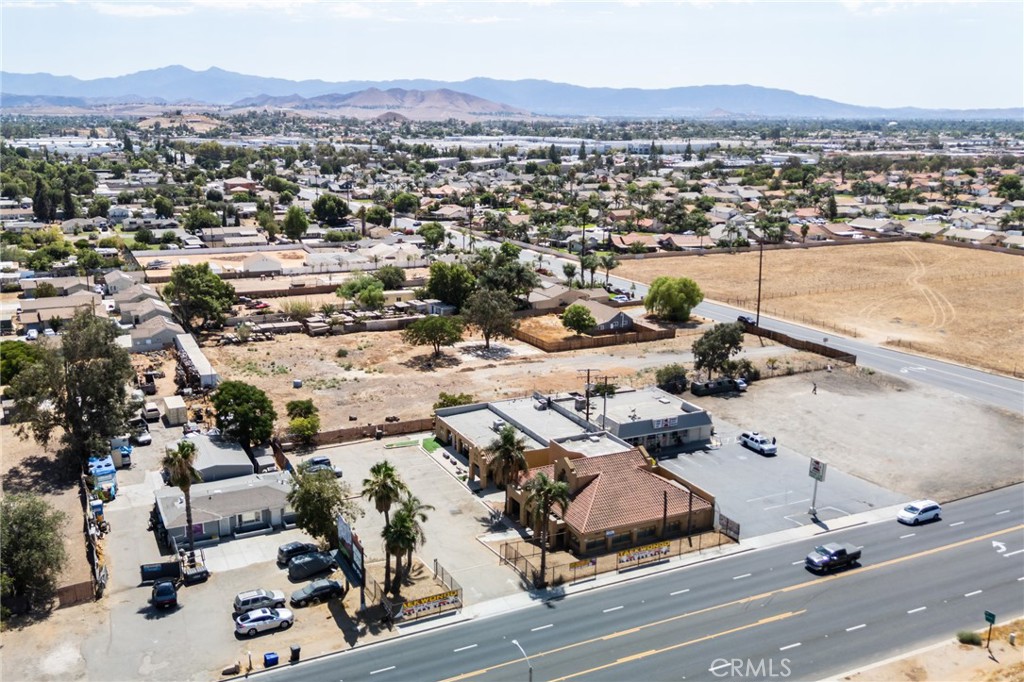 MLS #OC25272810 image #35