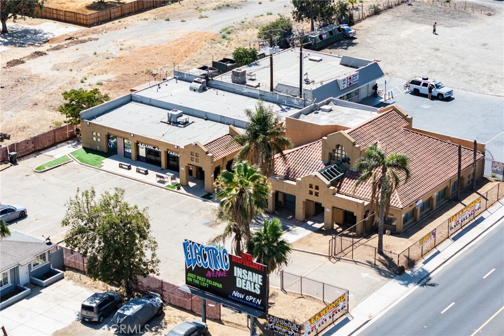 MLS #OC25272810 image #38