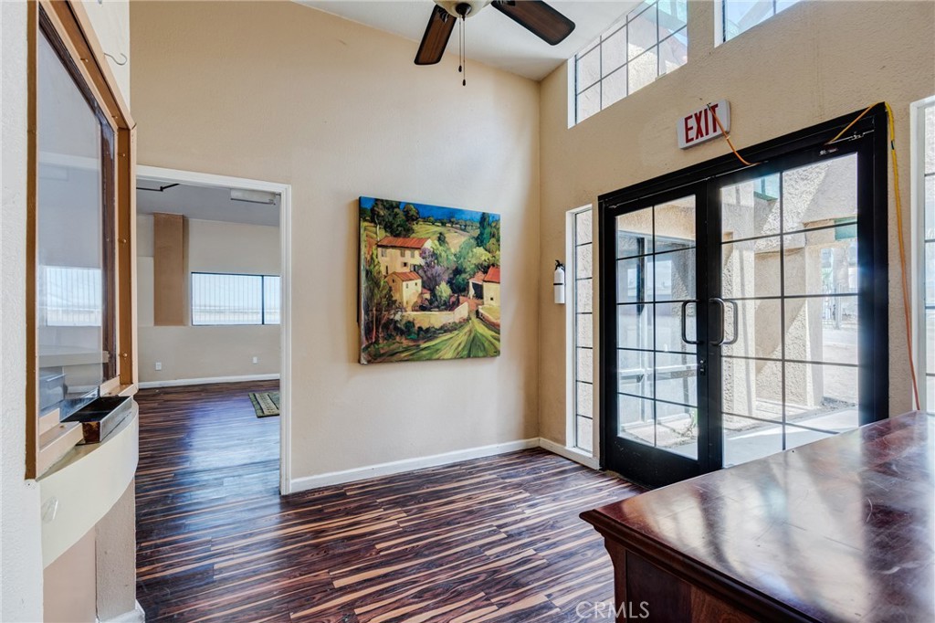 MLS #OC25272810 image #4