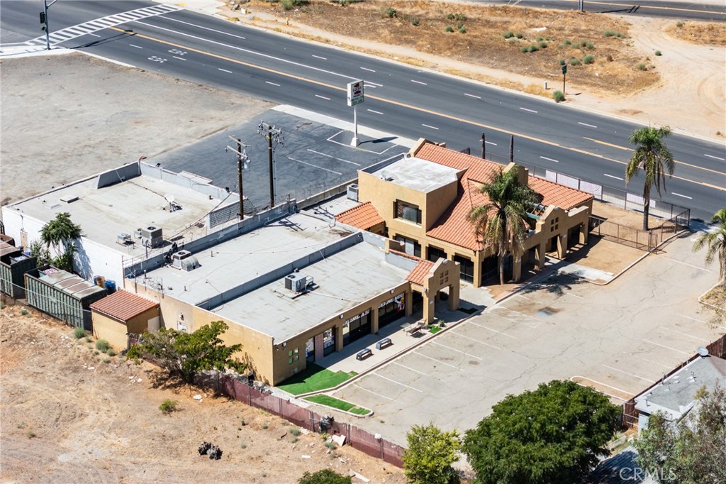 MLS #OC25272810 image #40