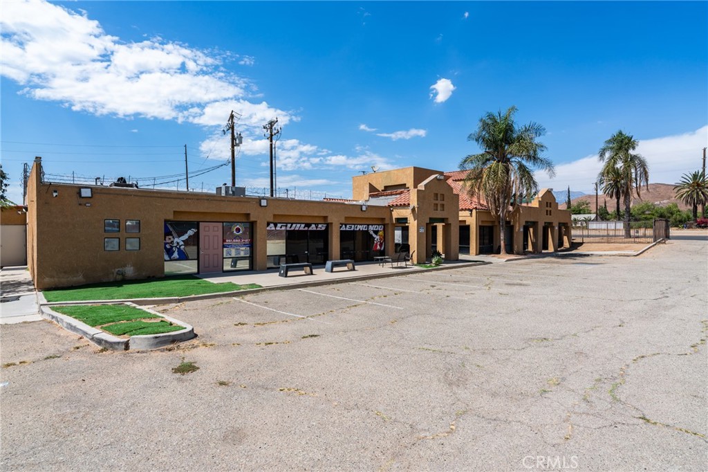 MLS #OC25272810 image #42