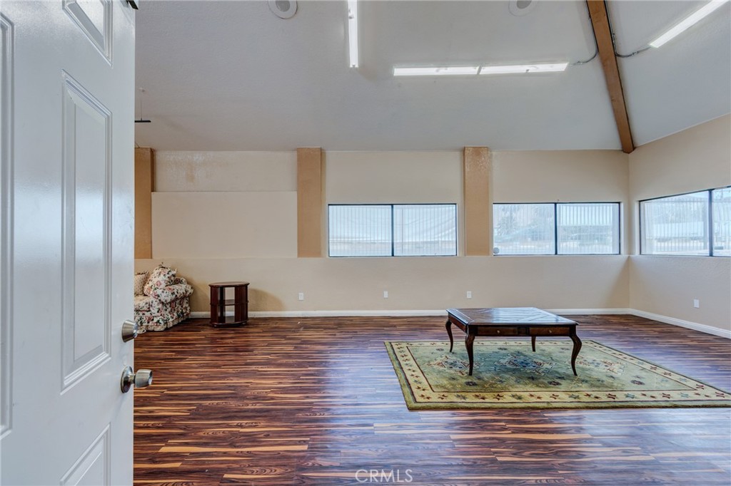 MLS #OC25272810 image #7