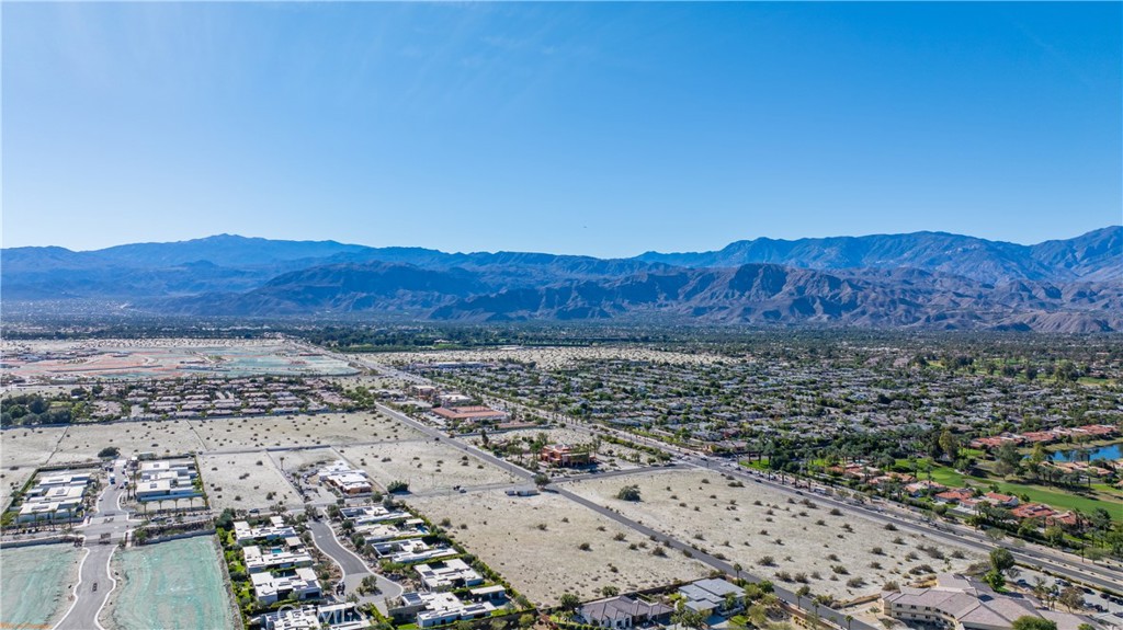 MLS #OC25272826 image #13