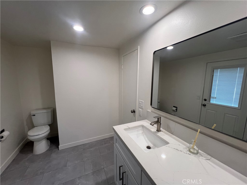 MLS #OC25272835 image #7