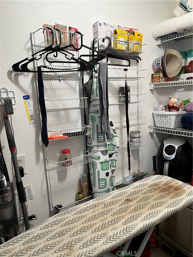 MLS #OC25272889 image #10