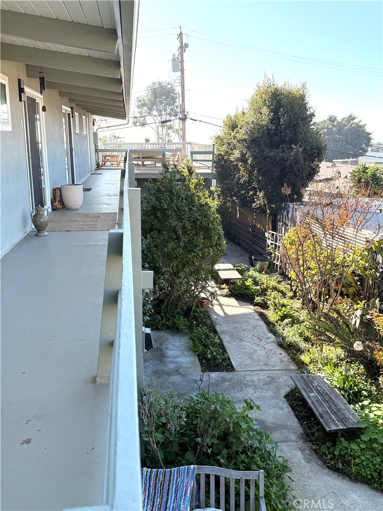 MLS #OC25272915 image #5