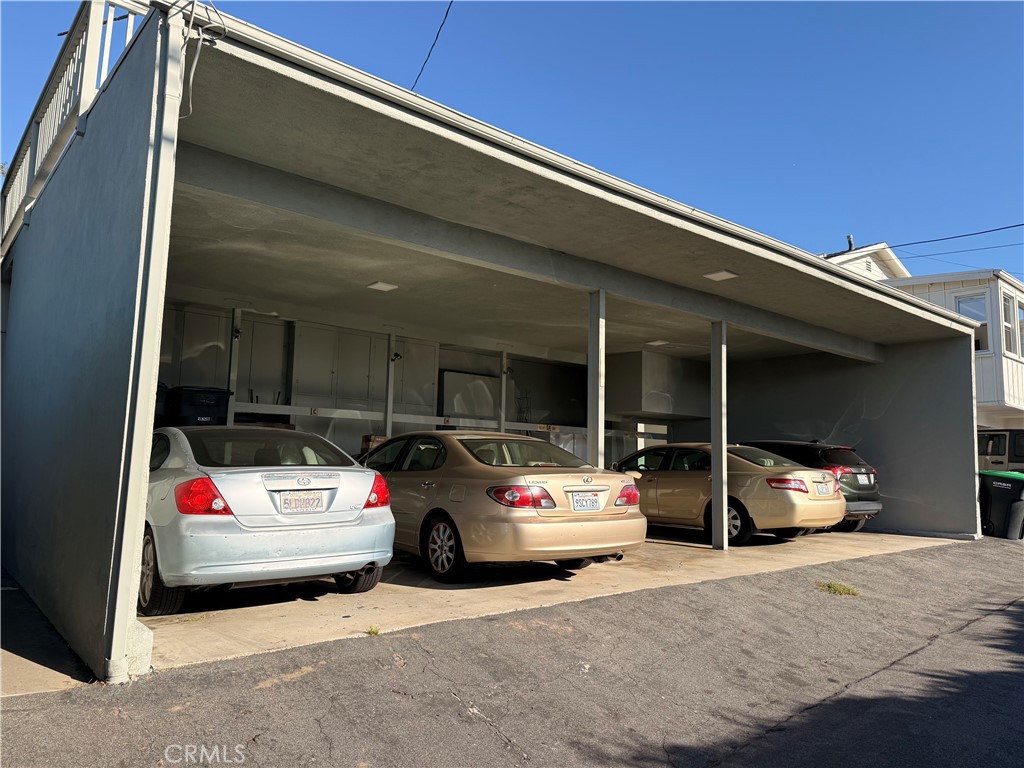 MLS #OC25272915 image #9