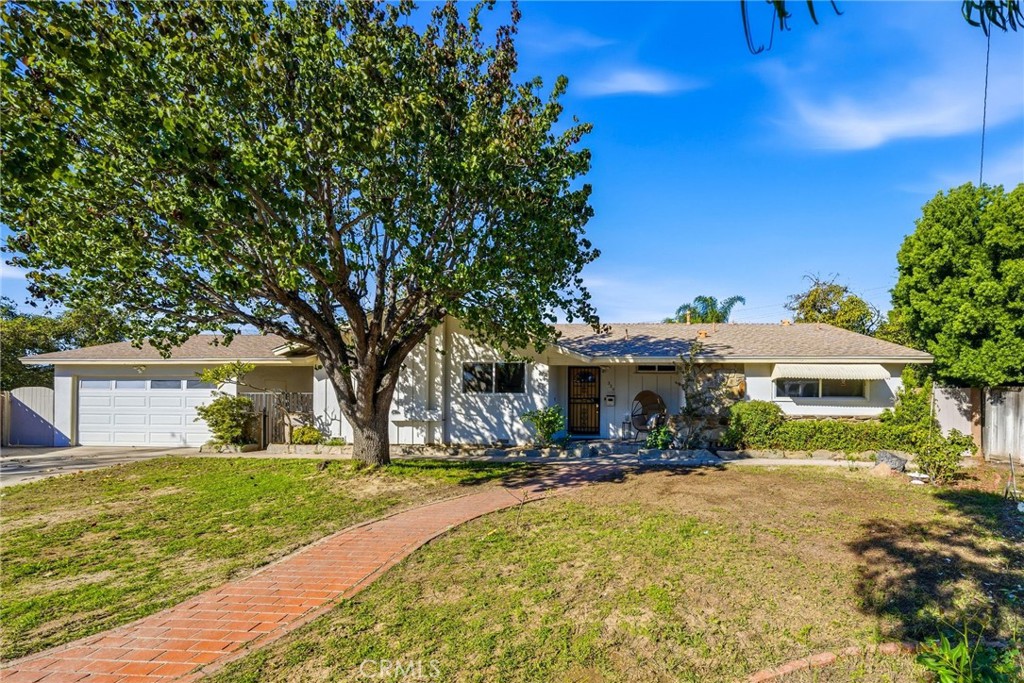 MLS #OC25272926 image #2