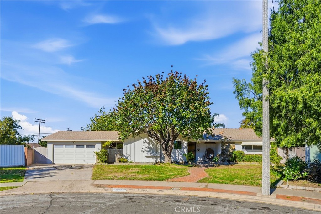 MLS #OC25272926 image #26