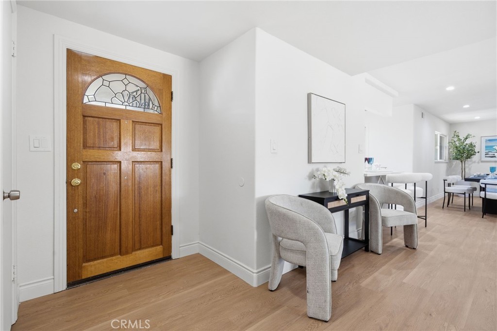 MLS #OC25272926 image #3