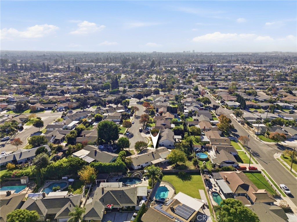 MLS #OC25272926 image #35