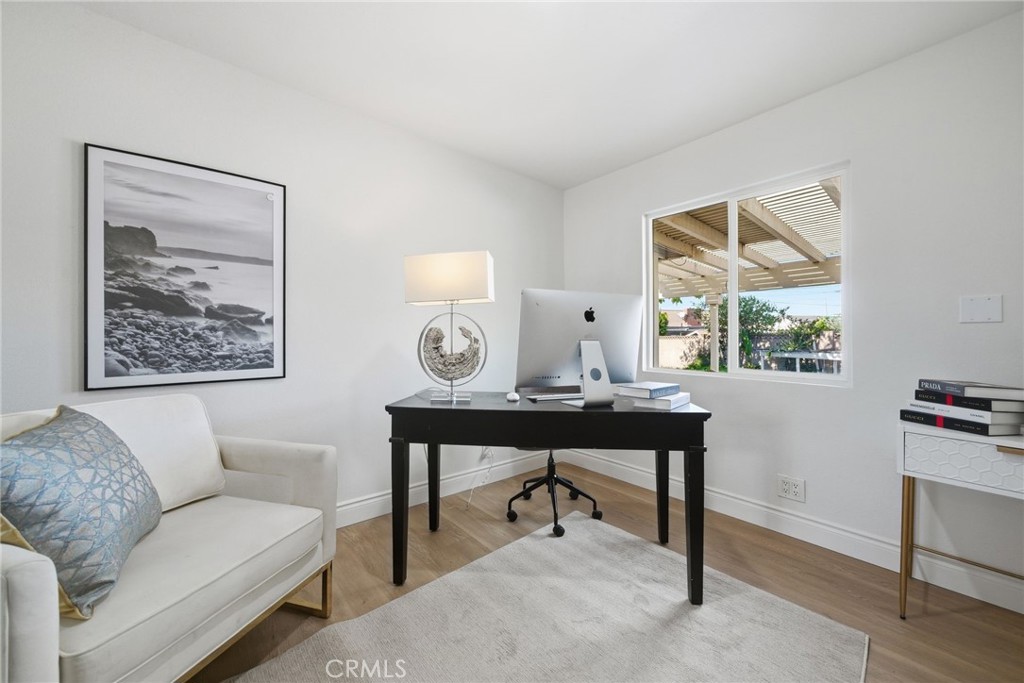 MLS #OC25272926 image #7