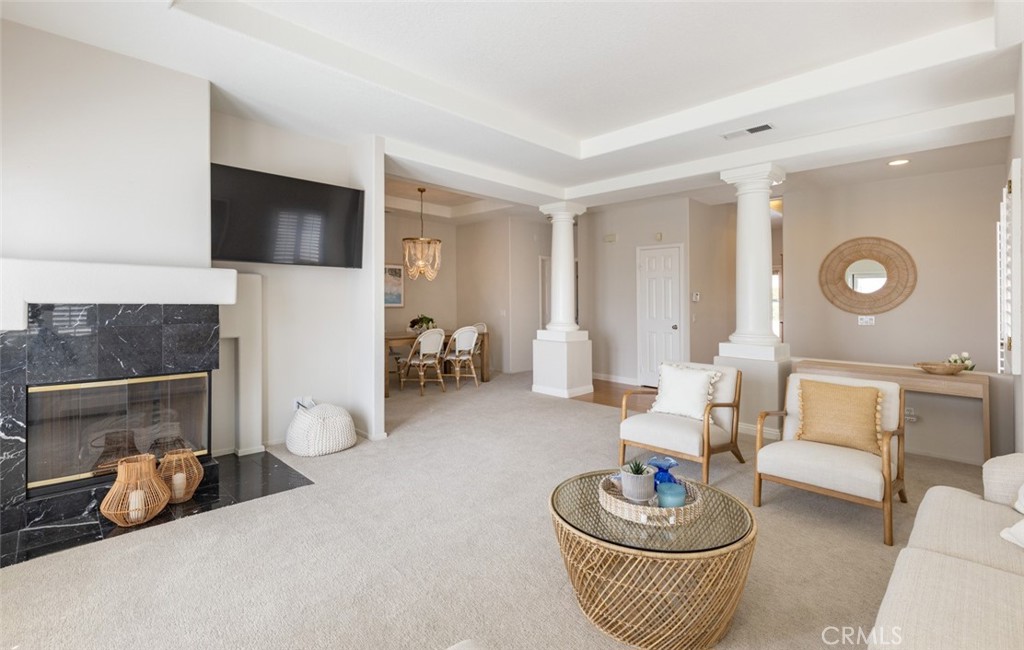 MLS #OC25272939 image #8