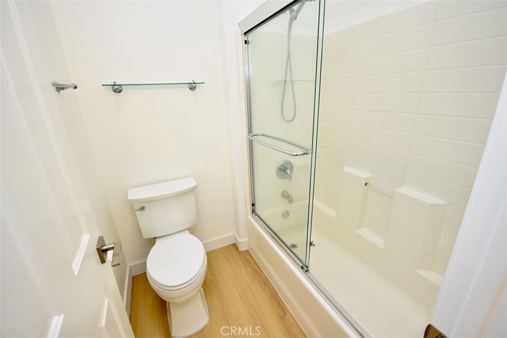 MLS #OC25272988 image #11