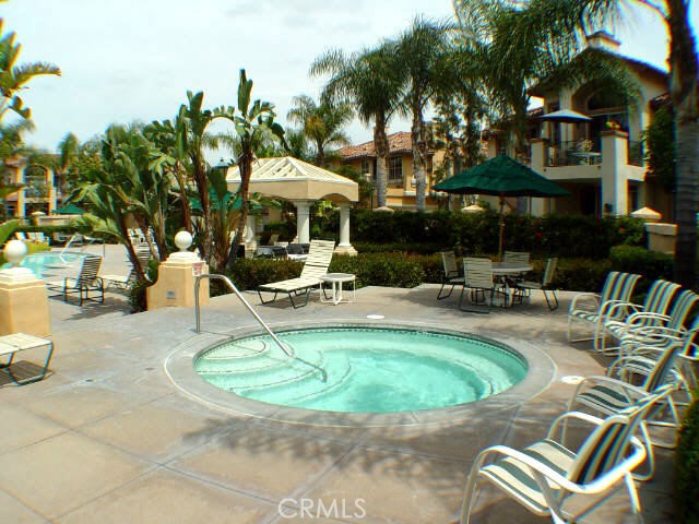 MLS #OC25272988 image #17