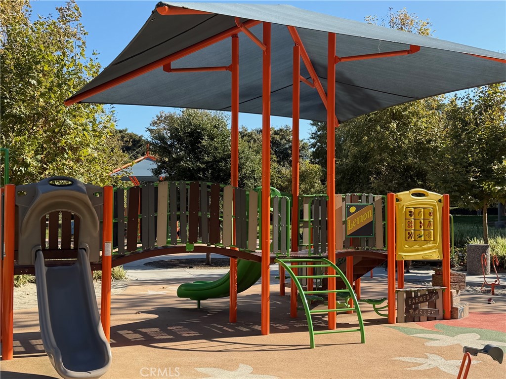 MLS #OC25272988 image #26