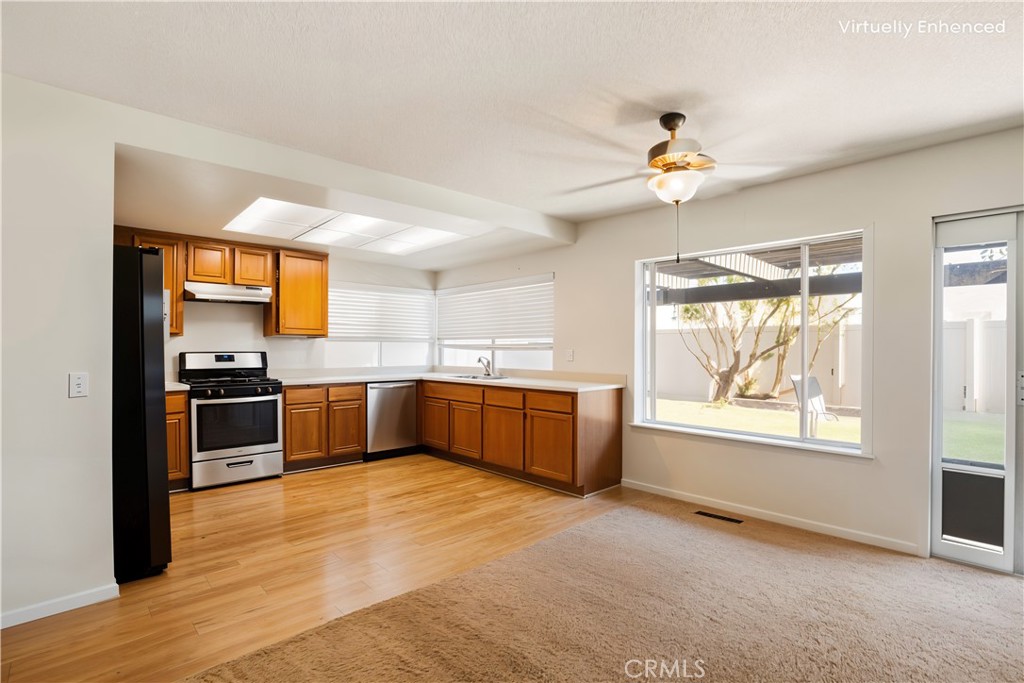 MLS #OC25272993 image #11