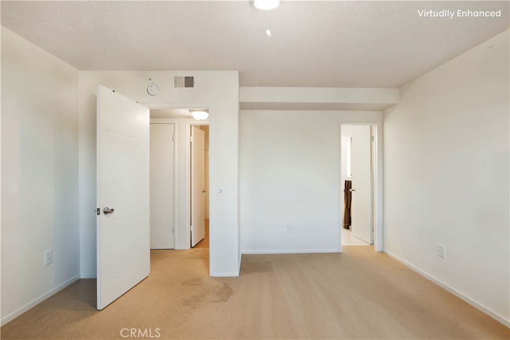 MLS #OC25272993 image #15