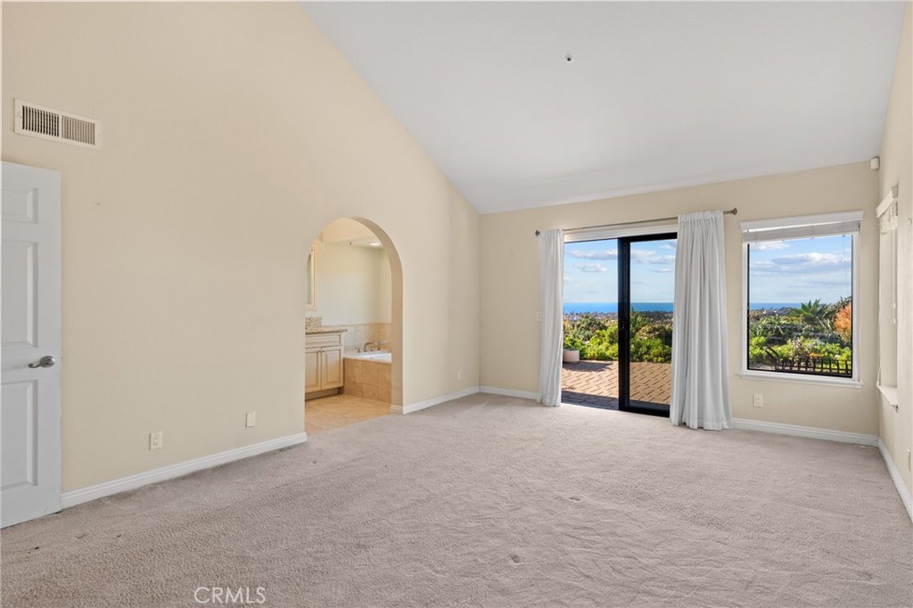 MLS #OC25273063 image #22