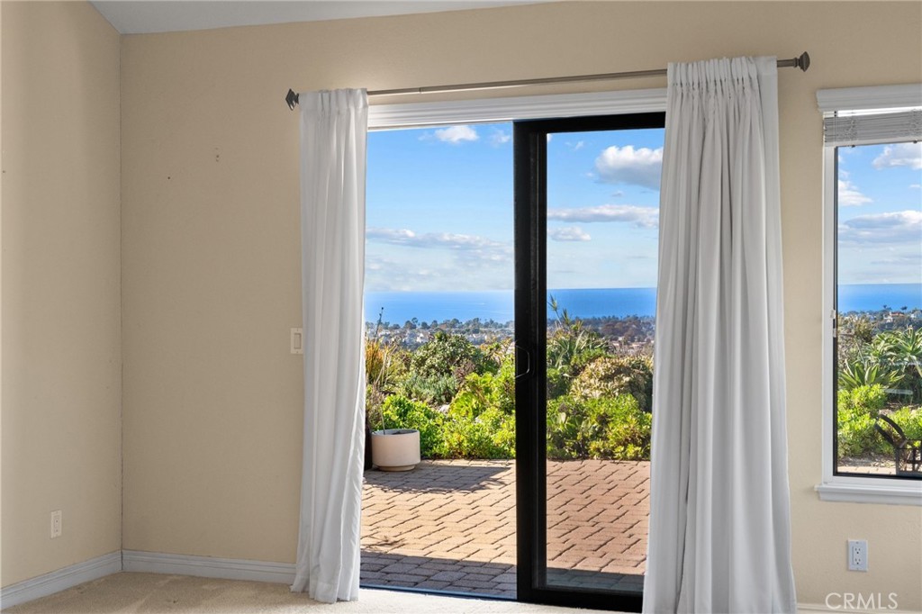 MLS #OC25273063 image #23