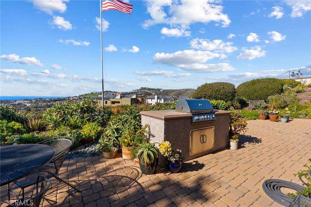 MLS #OC25273063 image #38