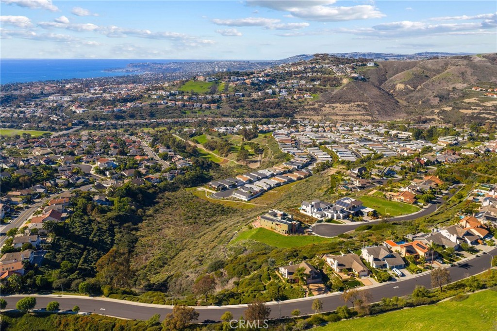 MLS #OC25273063 image #54