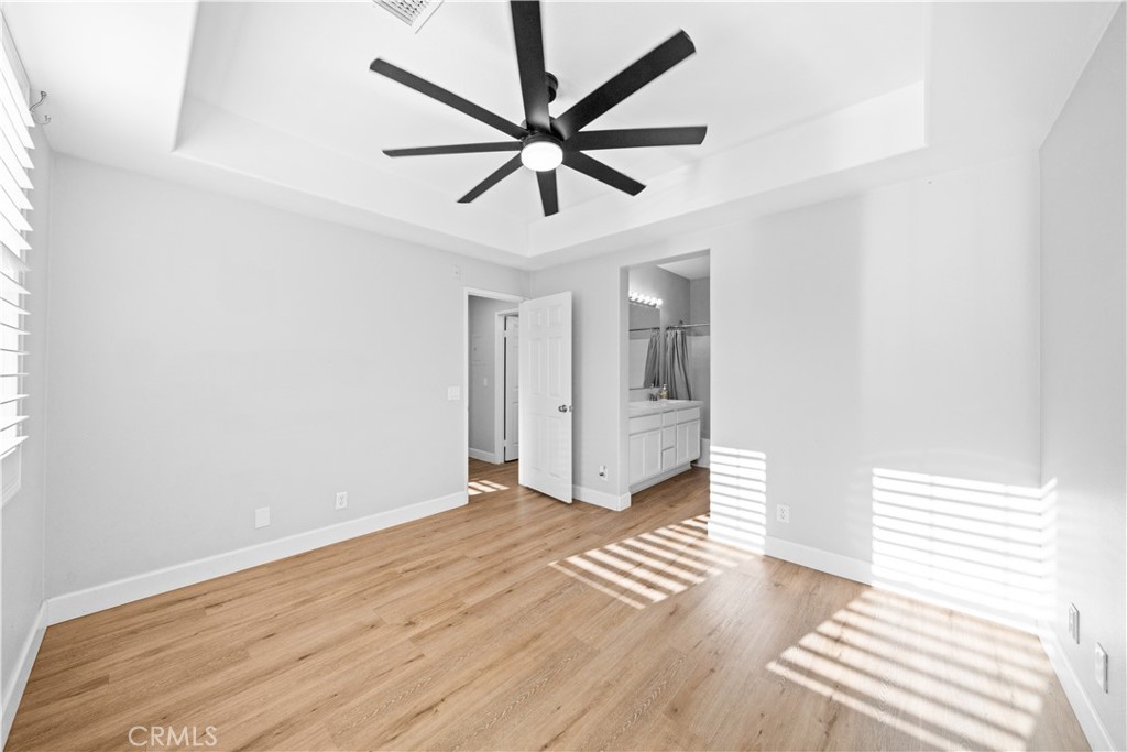 MLS #OC25273065 image #10