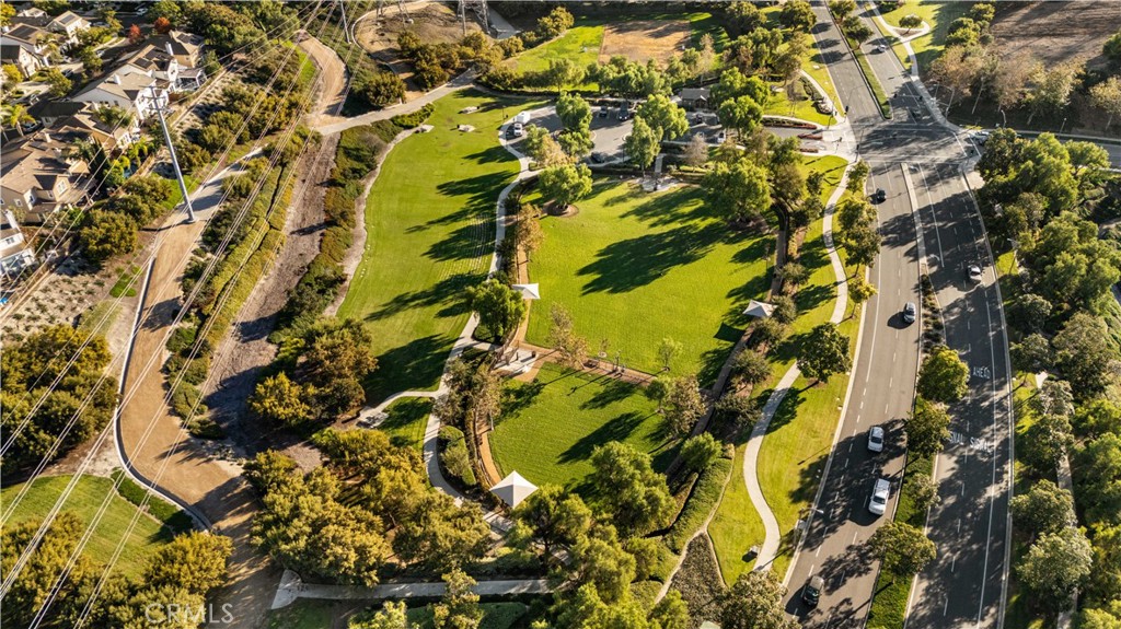 MLS #OC25273065 image #24