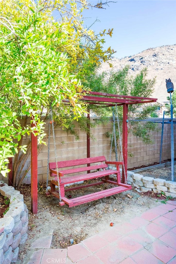 MLS #OC25273087 image #18