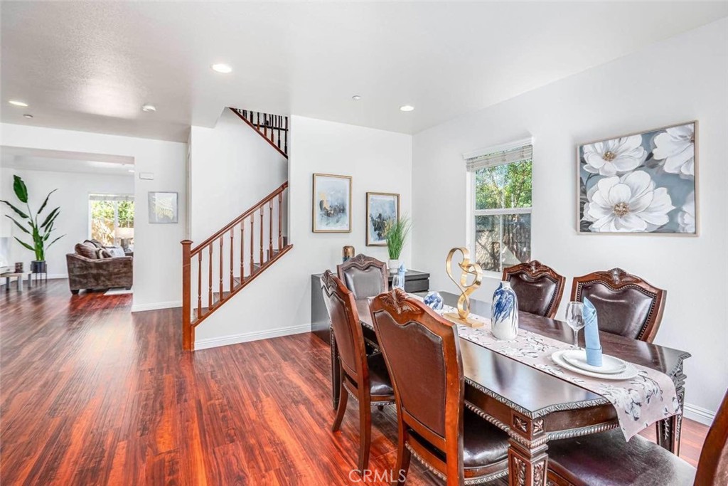 MLS #OC25273087 image #2