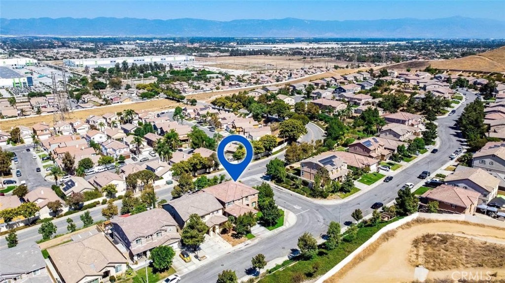 MLS #OC25273087 image #20