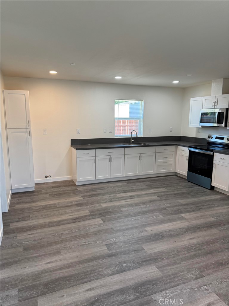 MLS #OC25273097 image #10