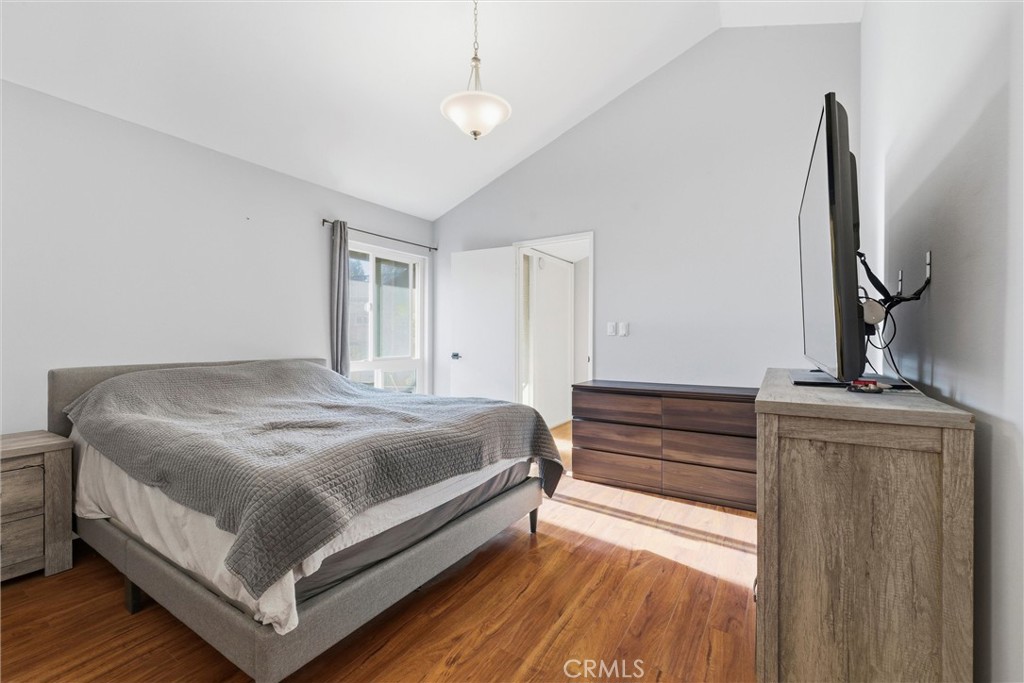 MLS #OC25273106 image #23