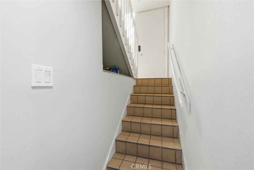 MLS #OC25273106 image #25