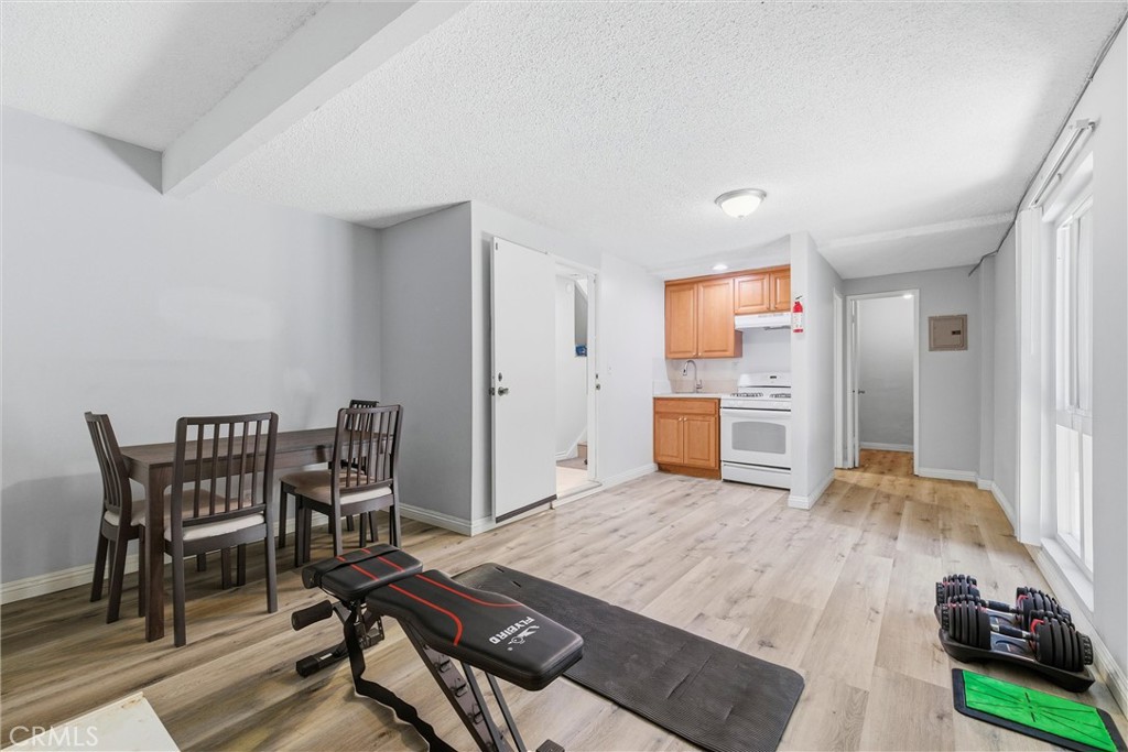 MLS #OC25273106 image #26