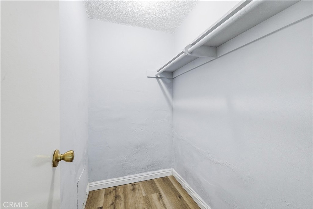 MLS #OC25273106 image #33