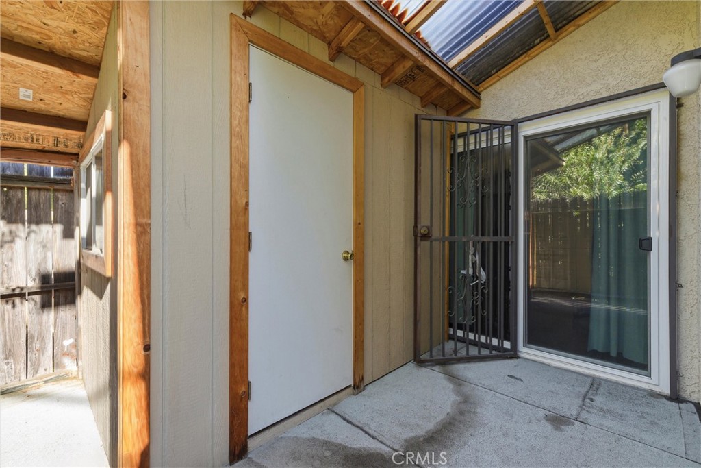 MLS #OC25273106 image #35