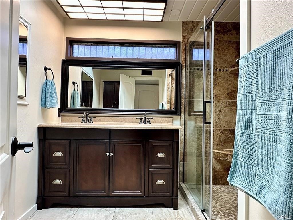 MLS #OC25273151 image #11