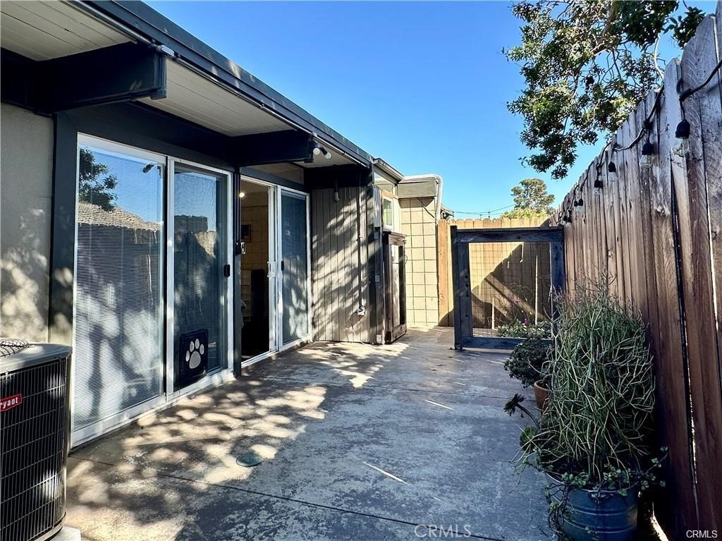 MLS #OC25273151 image #16