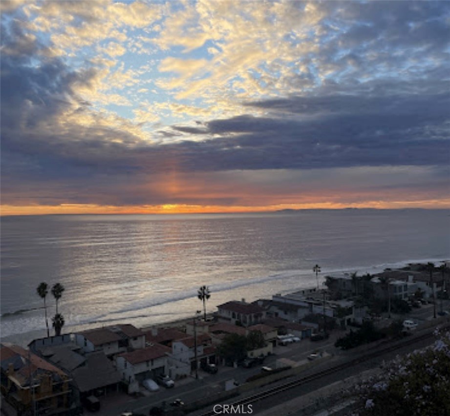 MLS #OC25273151 image #18