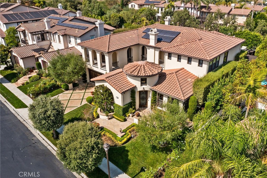 MLS #OC25273248 image #1