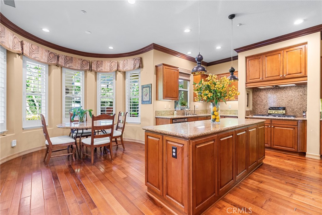 MLS #OC25273248 image #11