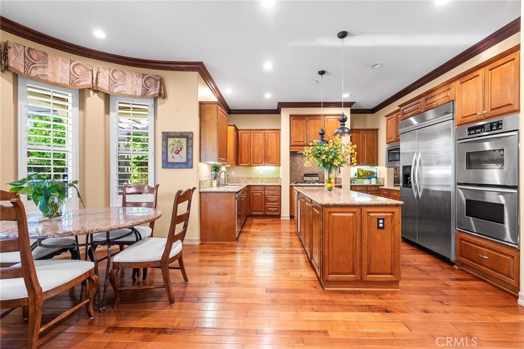 MLS #OC25273248 image #12