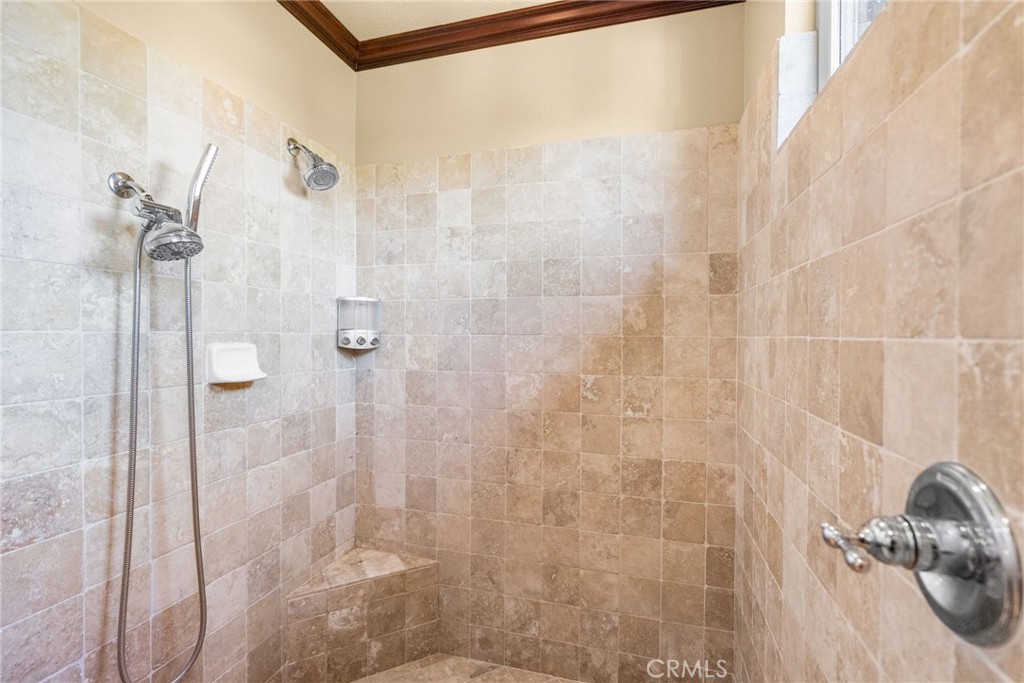 MLS #OC25273248 image #25