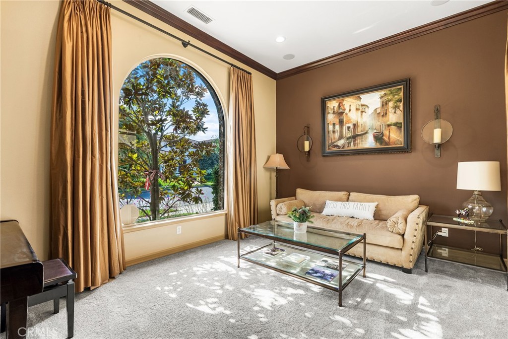 MLS #OC25273248 image #3