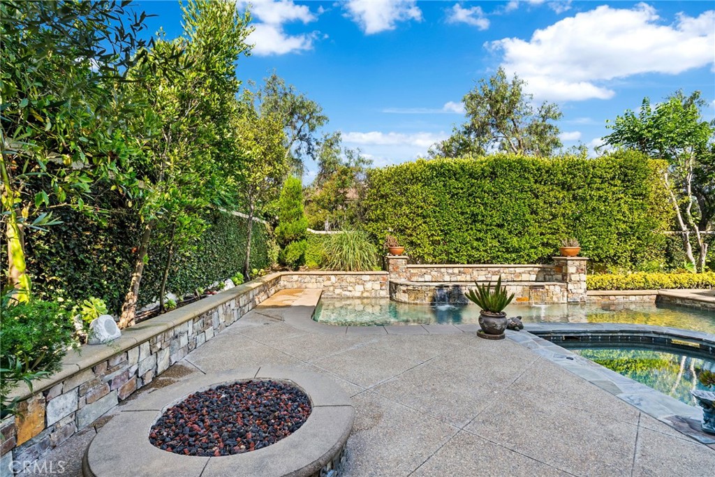 MLS #OC25273248 image #34