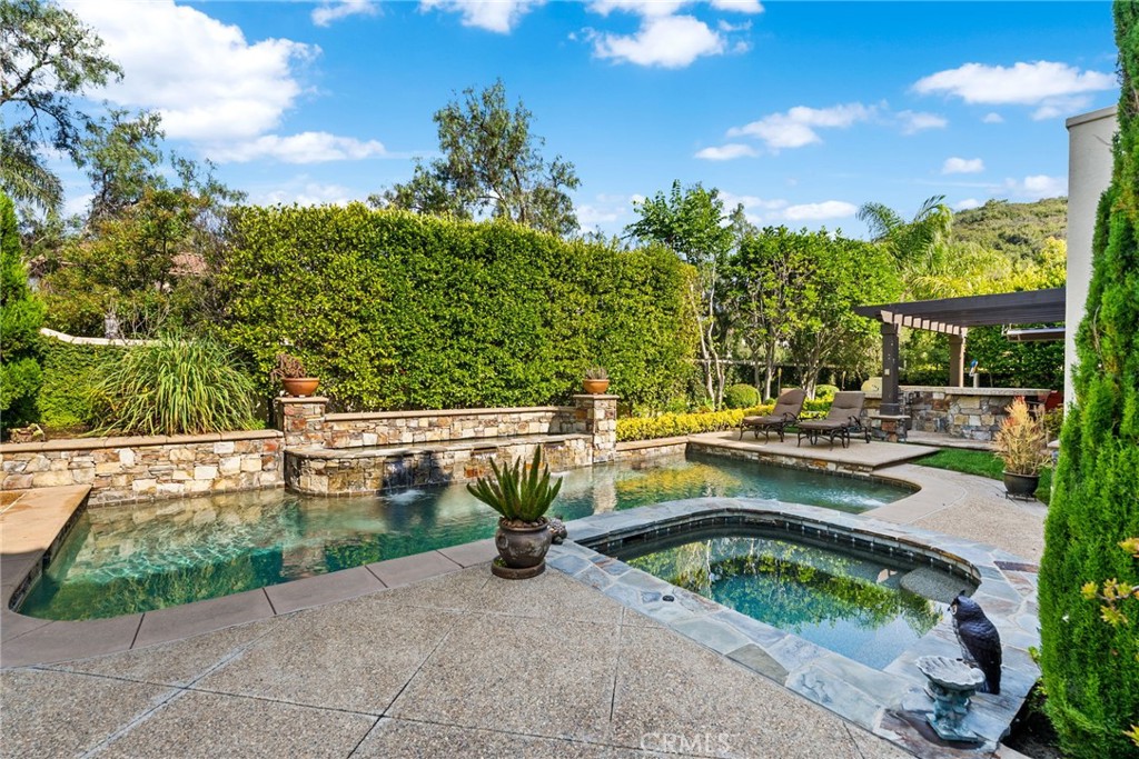 MLS #OC25273248 image #35