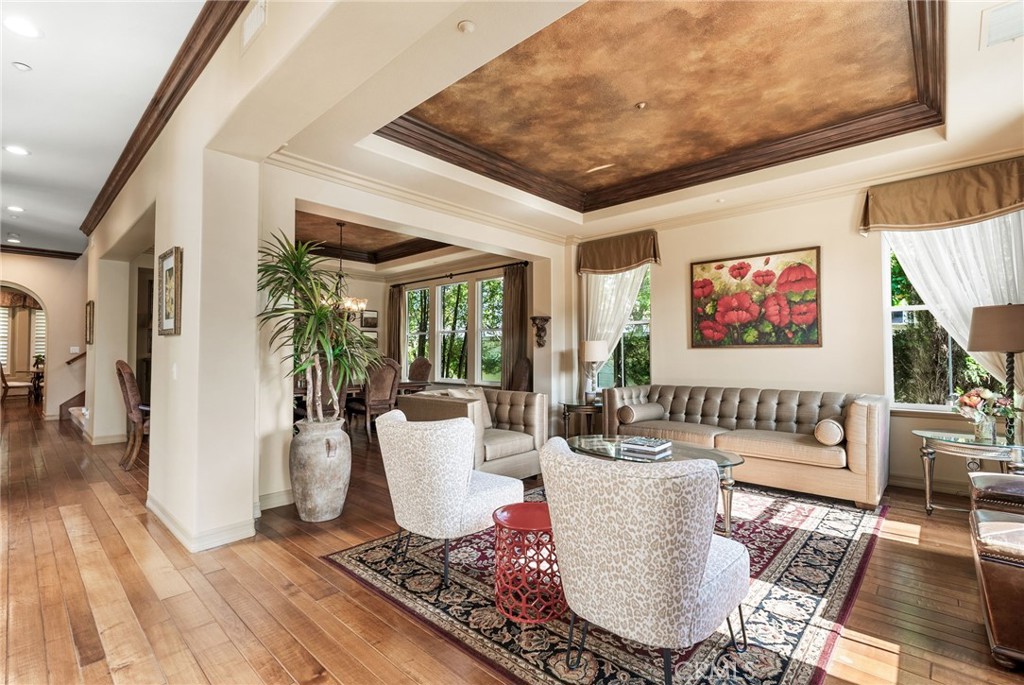 MLS #OC25273248 image #5